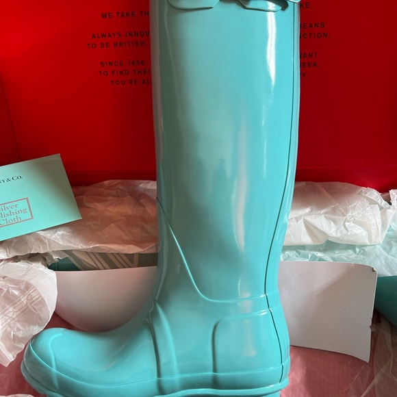 TIFFANY BLUE Hunter Boots, Size 8 - Picture 2 of 2